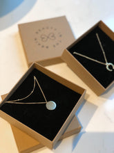 Load image into Gallery viewer, Layered Gold Coin Necklace