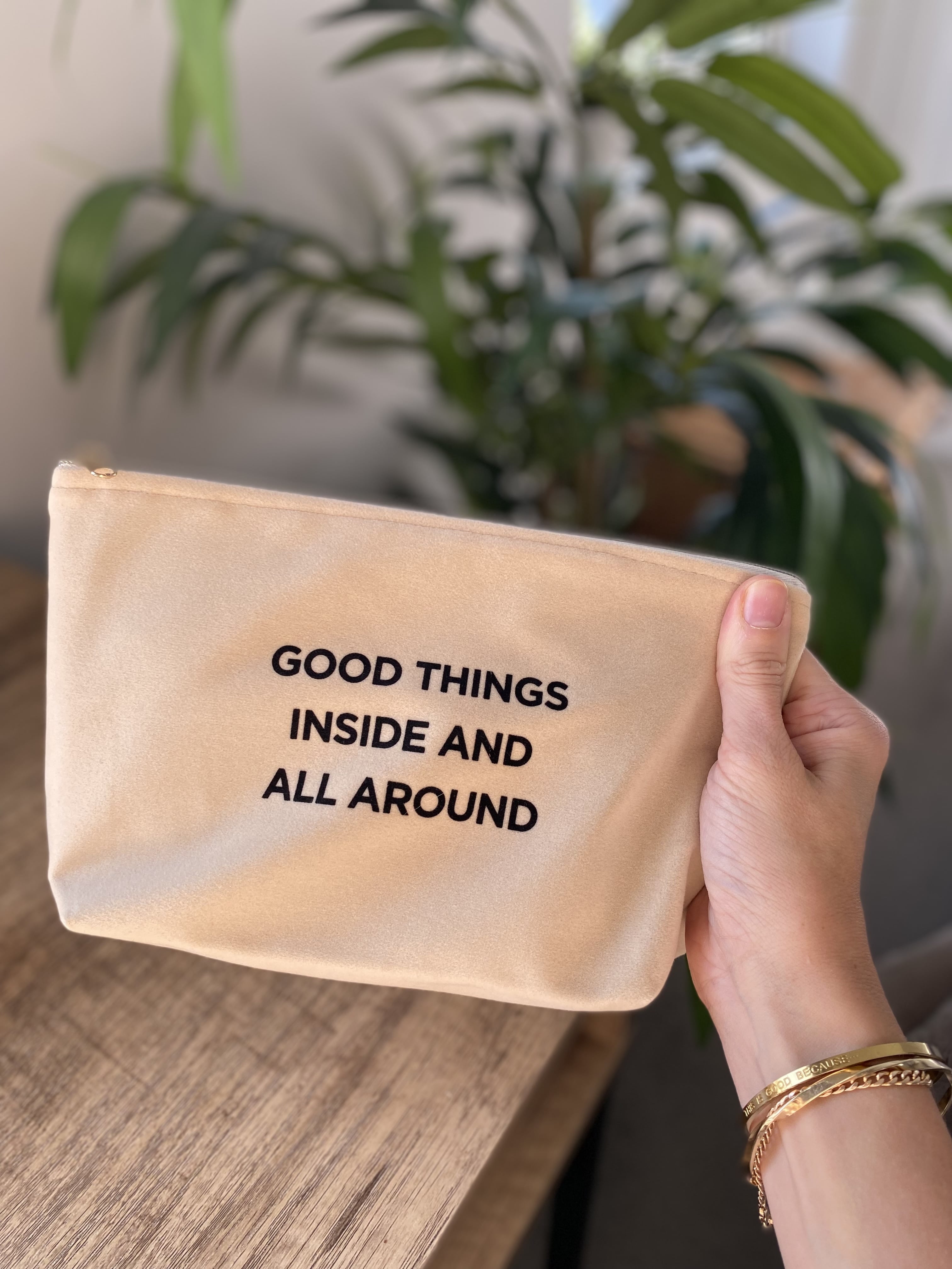 Positivity Pouch - Good Things Inside Slogan