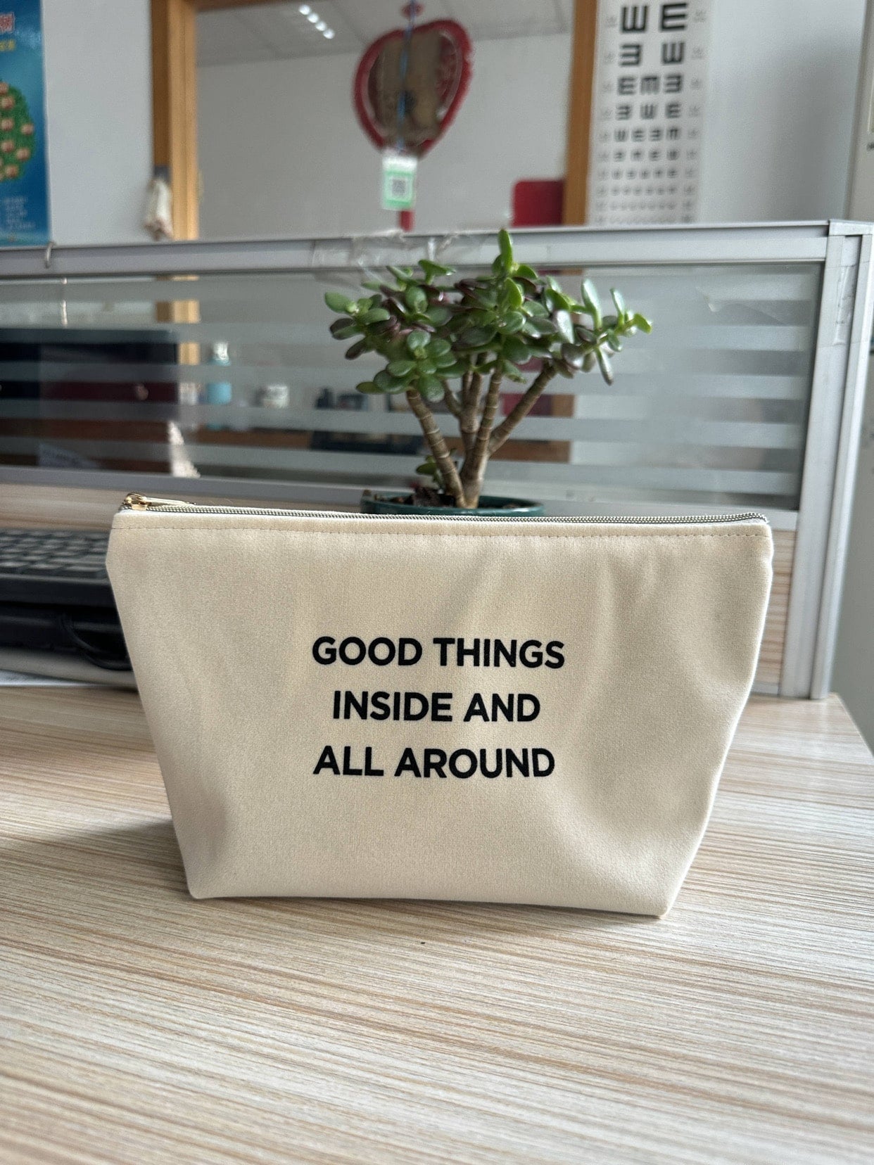 Positivity Pouch - Good Things Inside Slogan