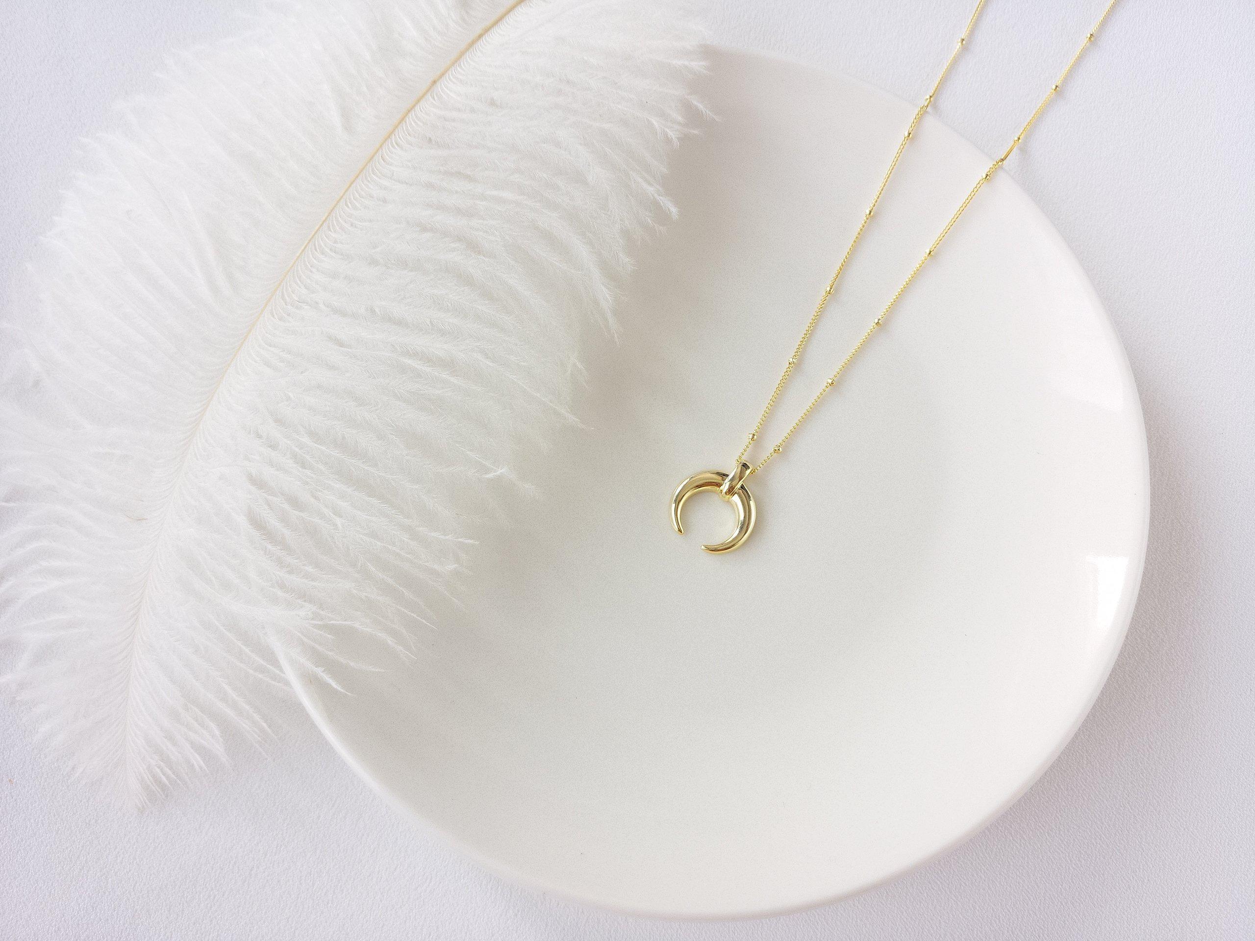 Crescent Moon Necklace - Gold