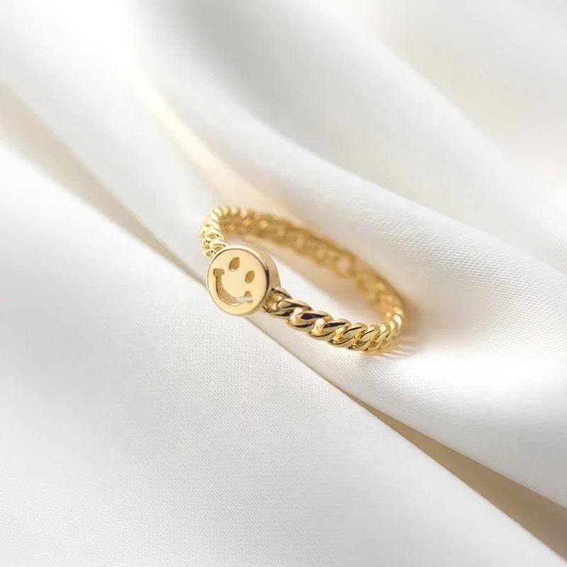 Smiley Ring - Gold