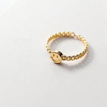 Load image into Gallery viewer, Smiley Ring - Gold
